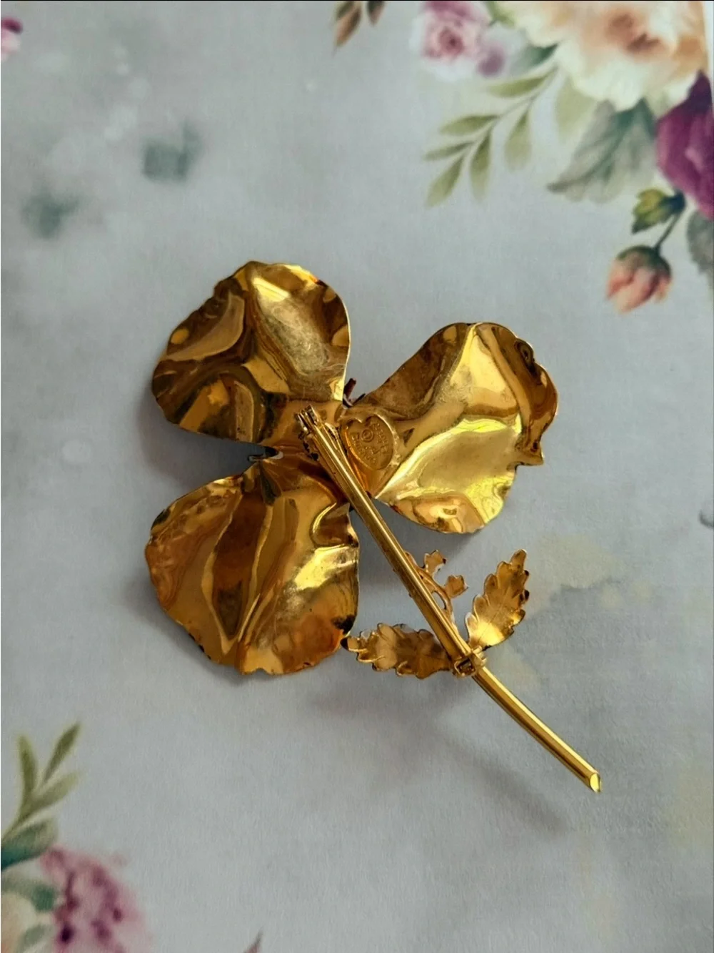 Handcrafted Amber Floral Accent Pin - Amber Flower Brooch
